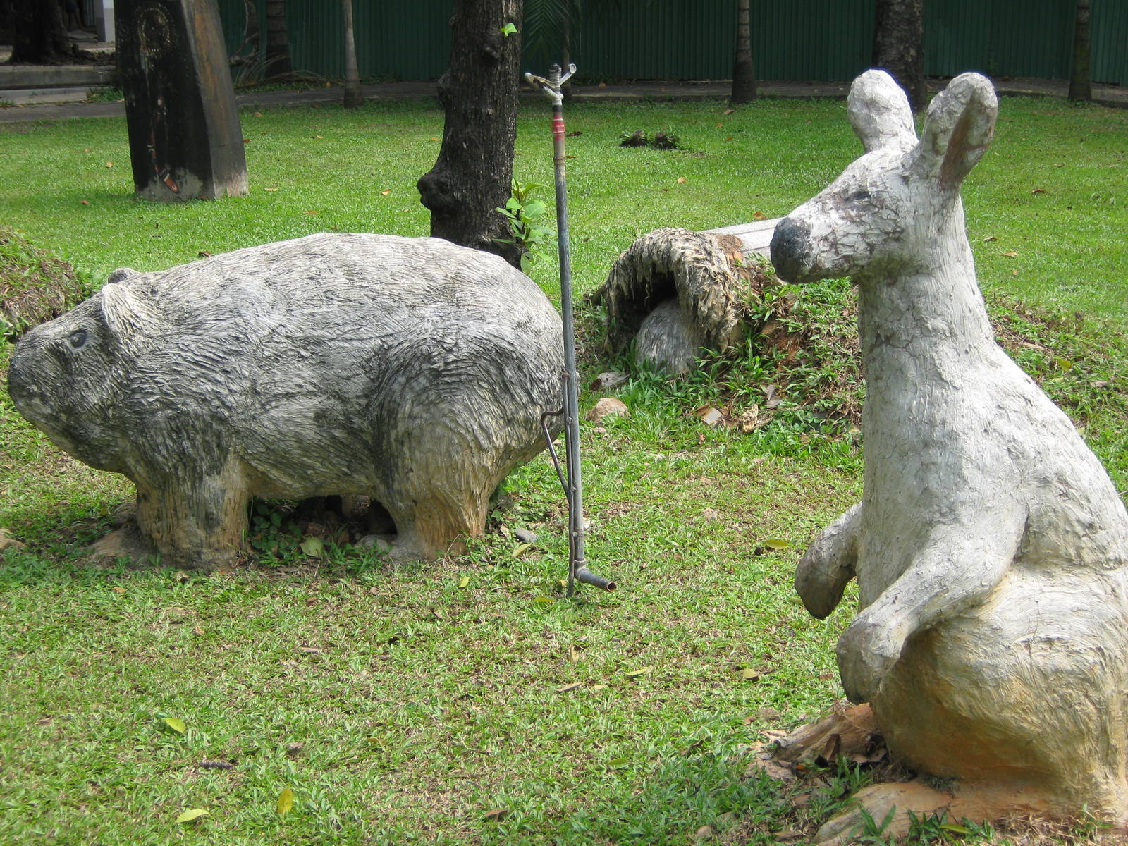 wombat and kangaroo statues in the Australian area