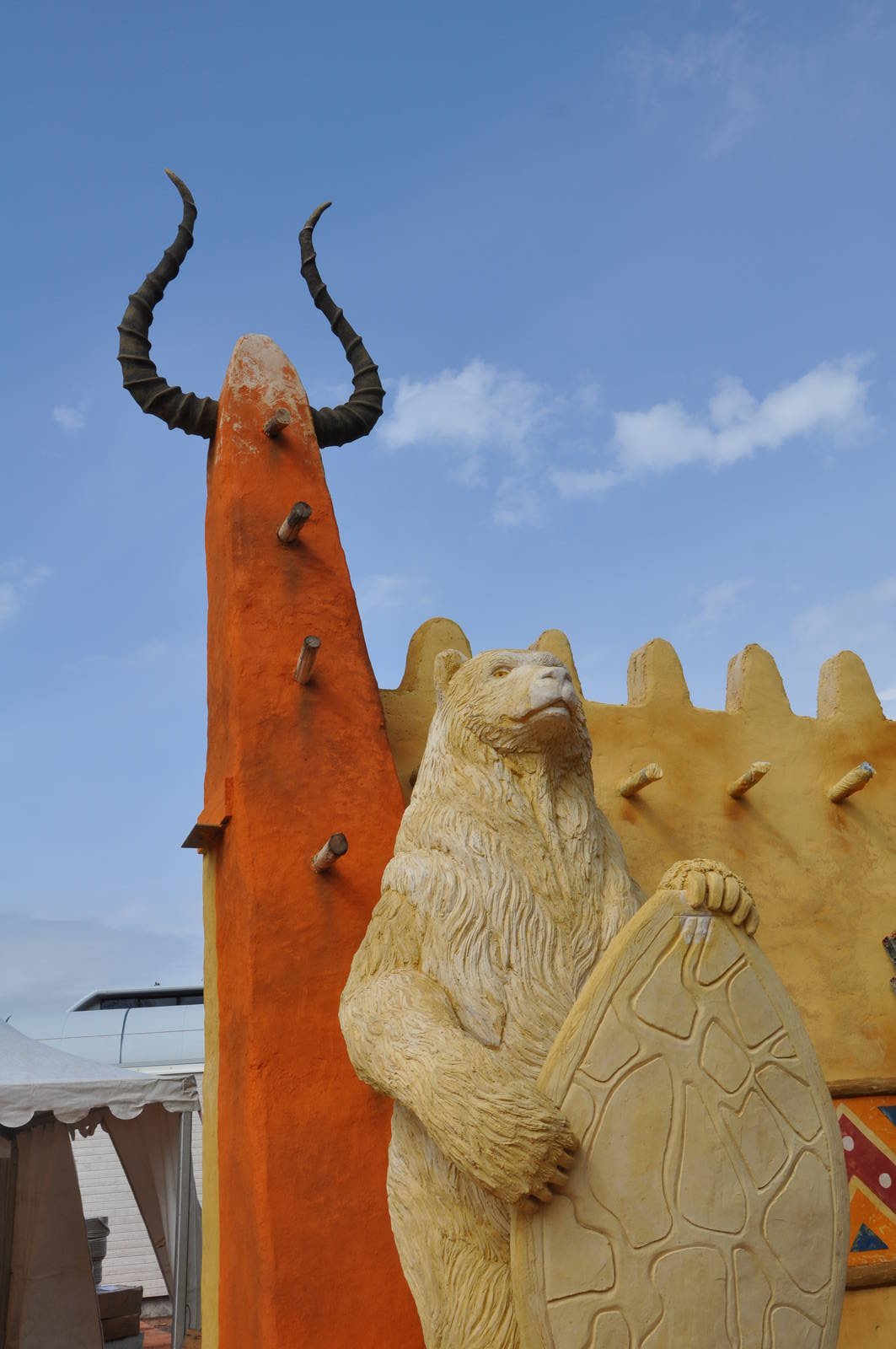 World sensational SAFARI 2011