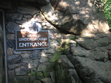 world_underground1
