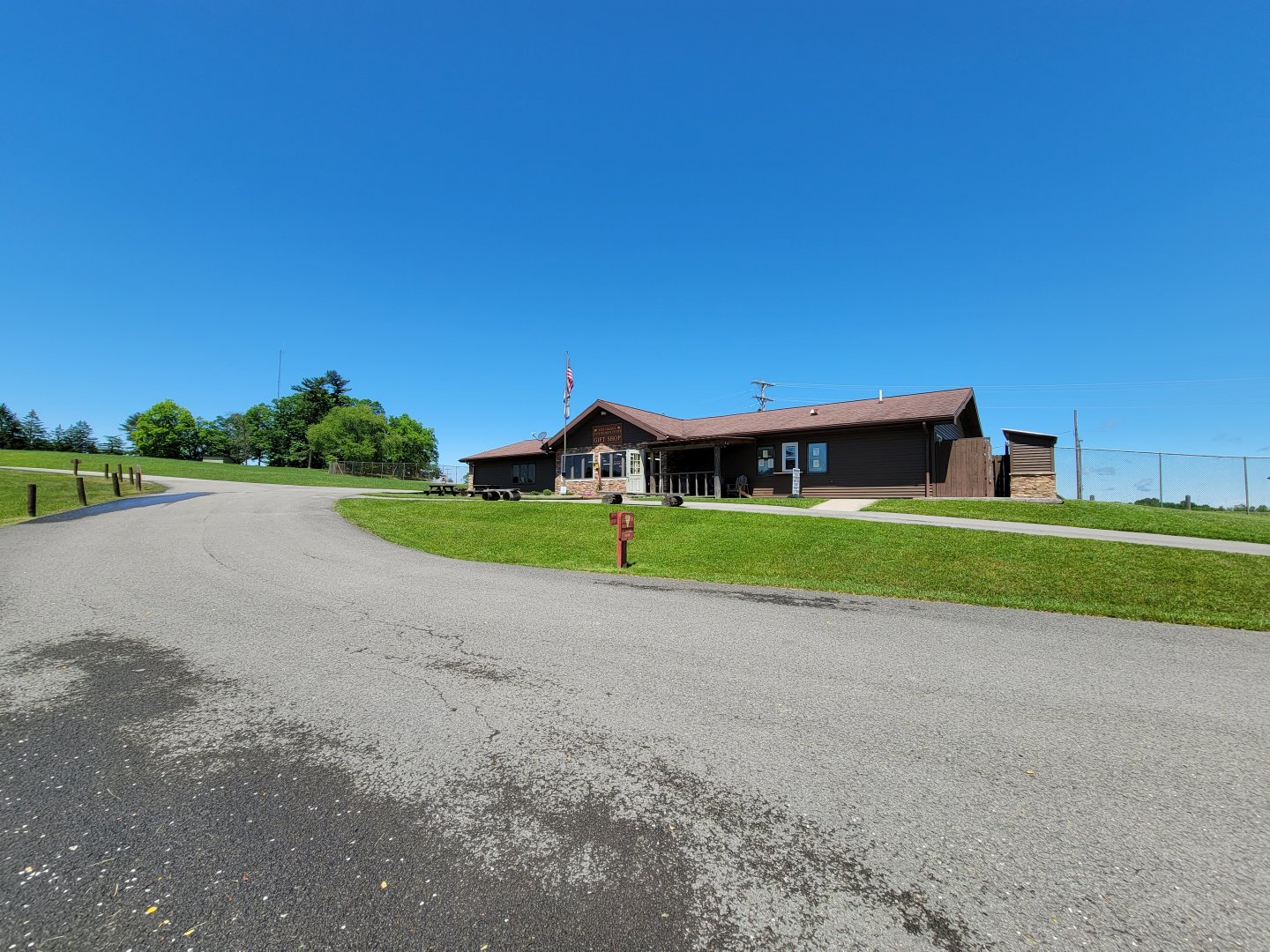 WVSWC - Entrance/gift shop/food