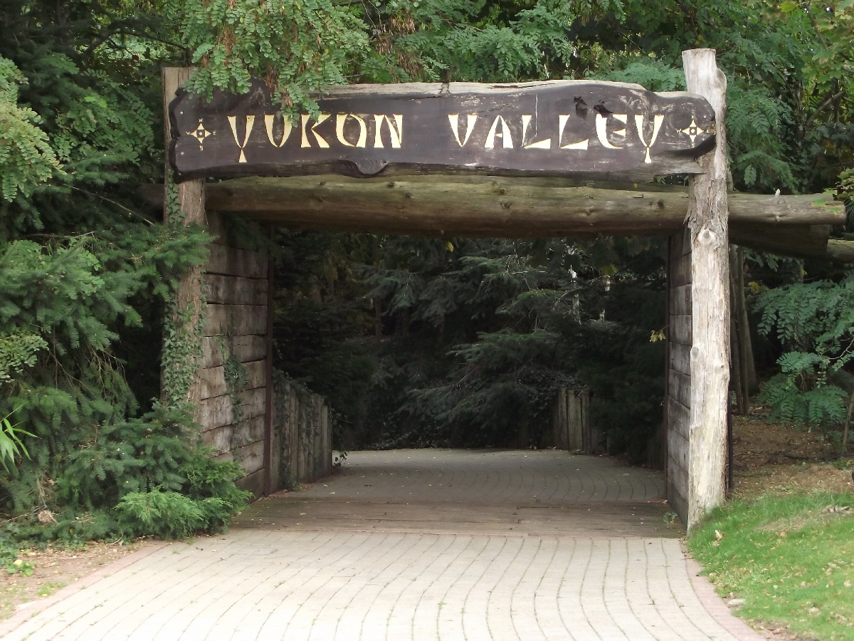 Yukon Valley Entrance