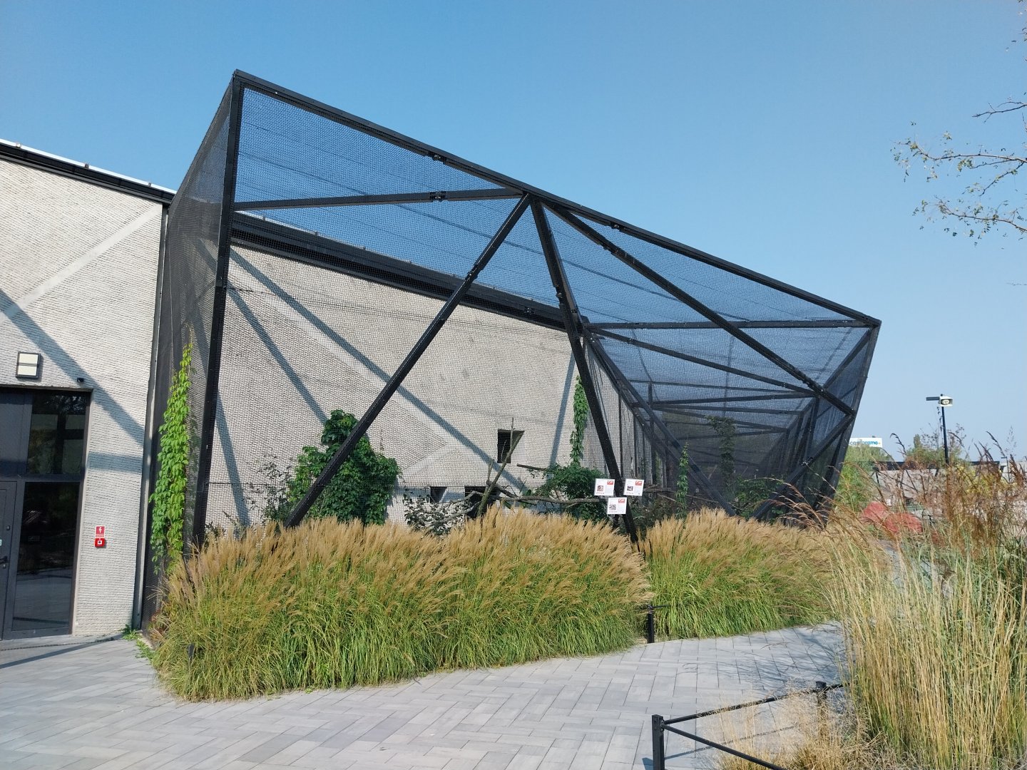 Zamocs Zoo - Birdhouse - Aviary 1