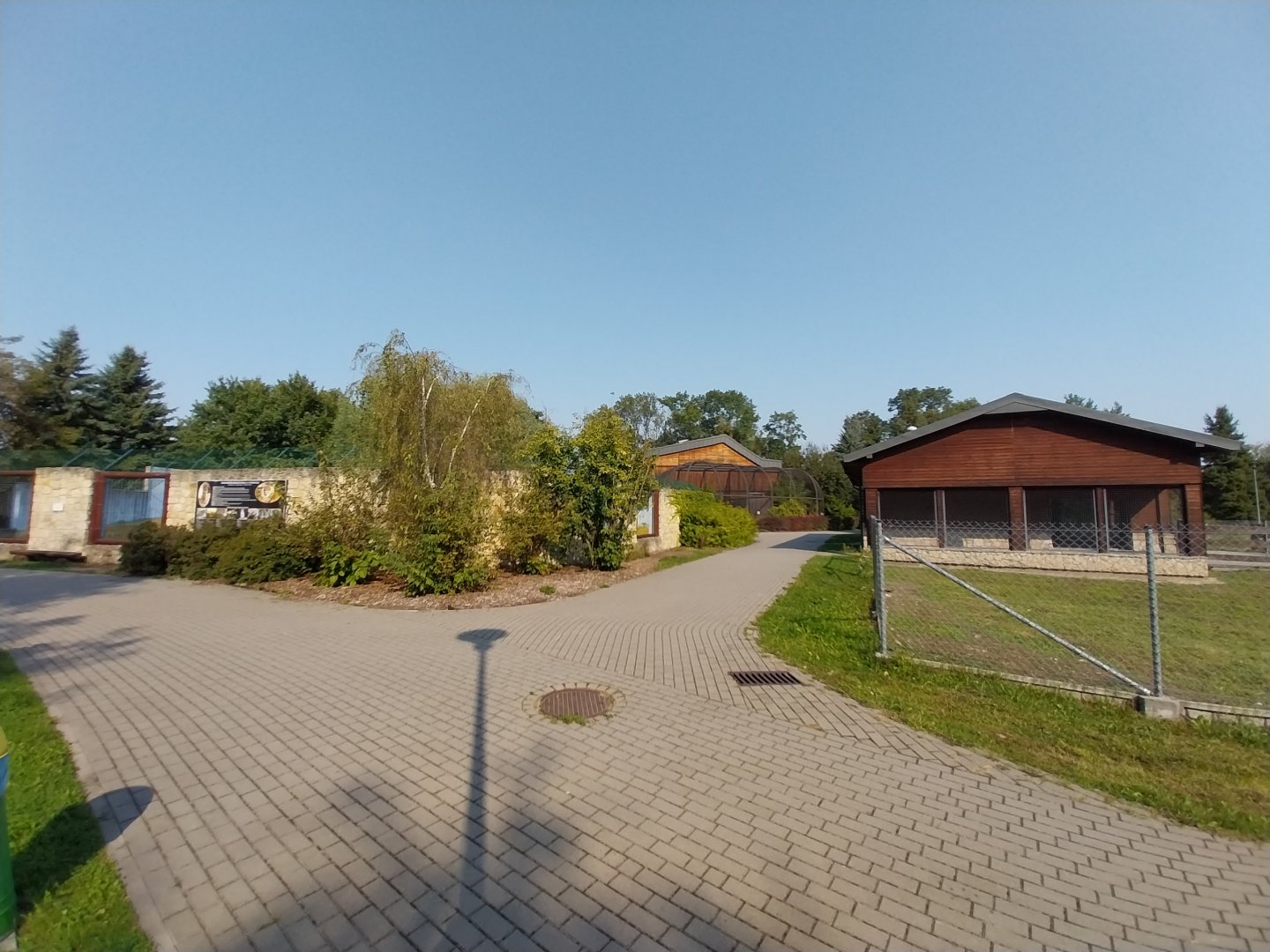 Zamocs Zoo - Cat House