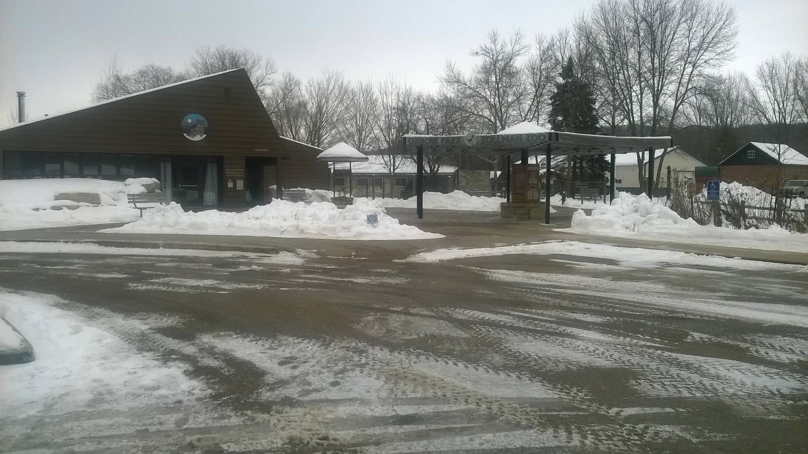 Zollman Zoo Entrance