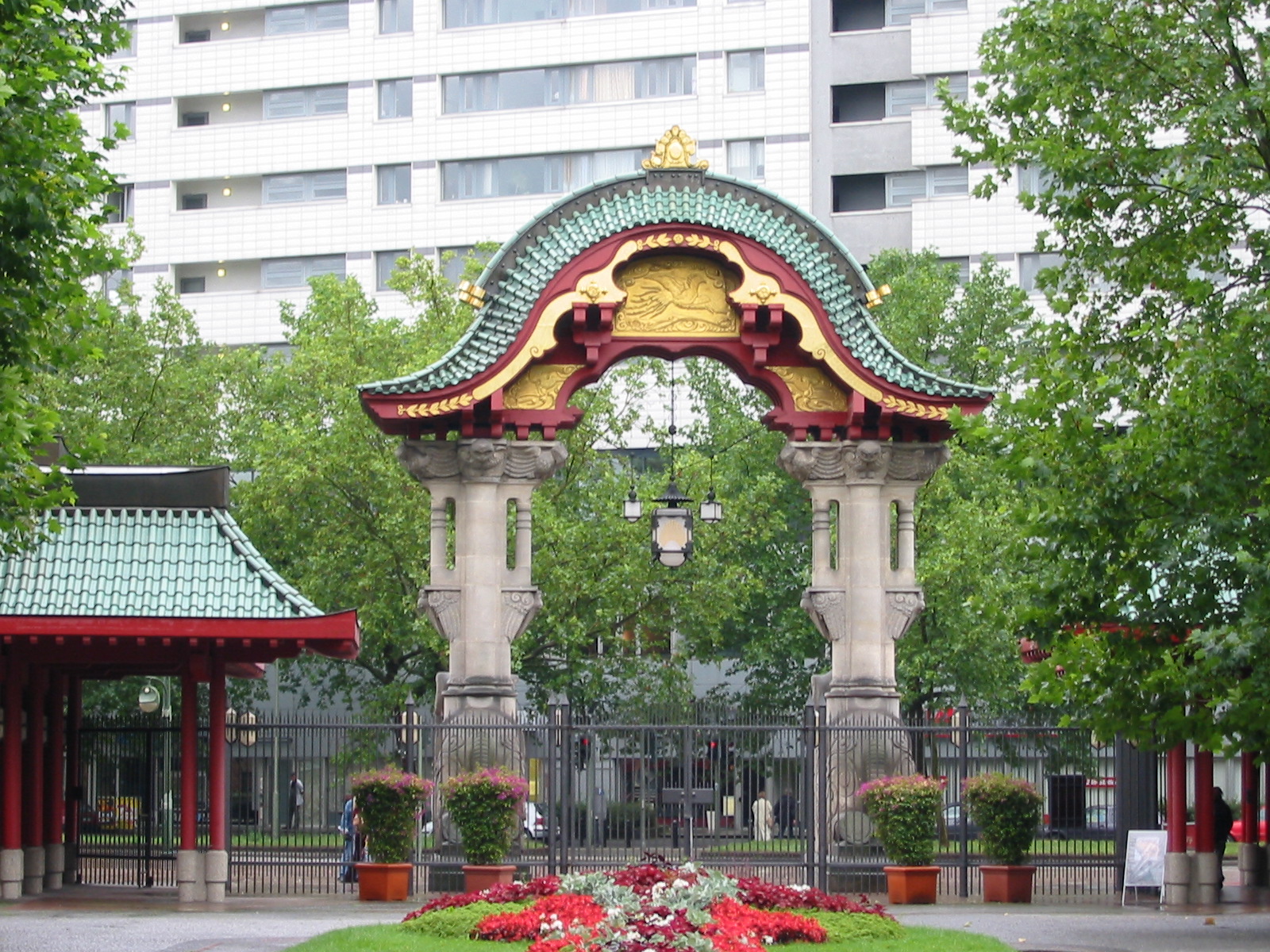 Zoo Berlin 2004 - Main gate seen from inside the zoo
