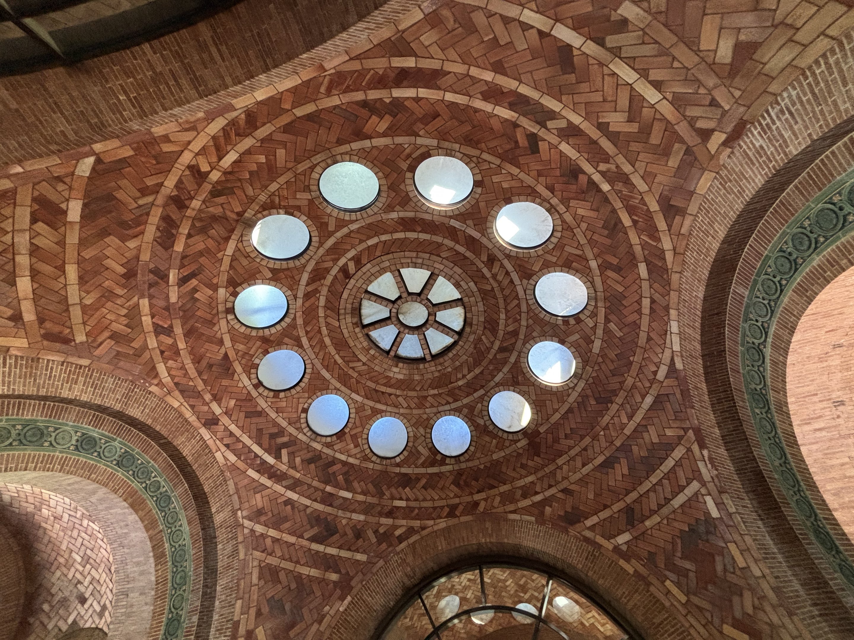 Zoo Center - Roof Interior