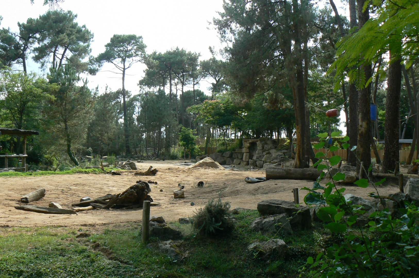 Zoo de la Flèche - African elephant exhibit