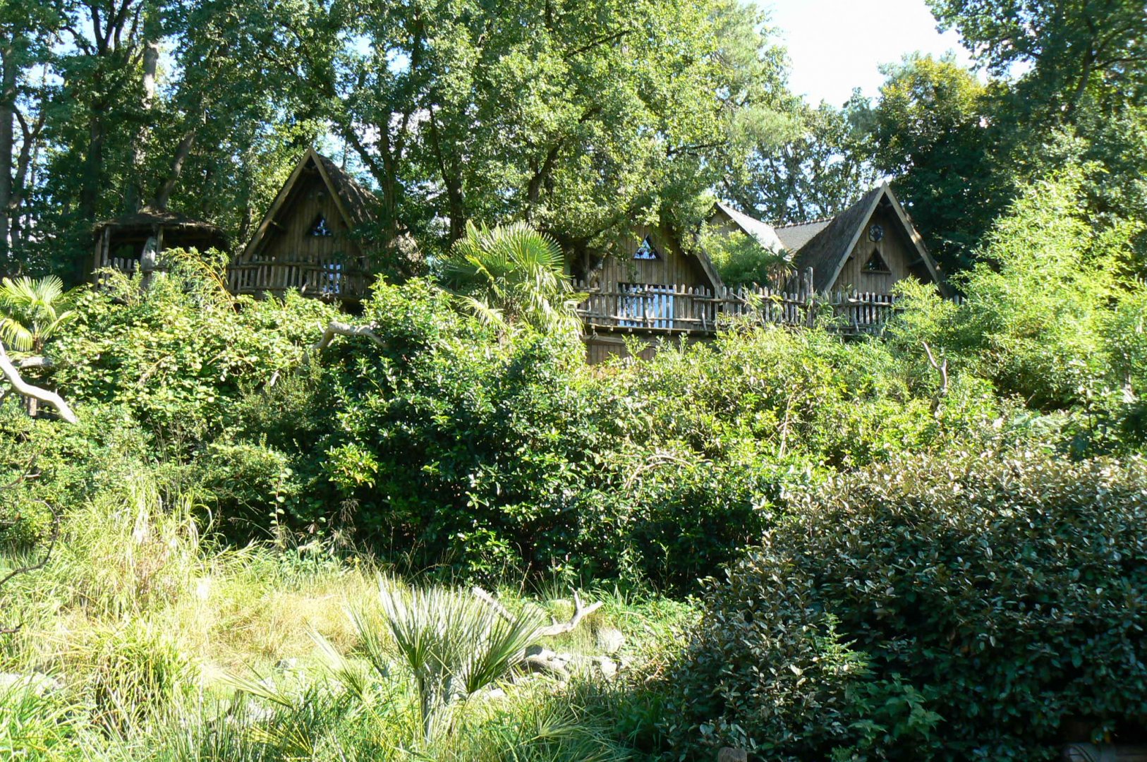 Zoo de la Flèche - Nosy Komba - Lemurs walkthrough exhibit