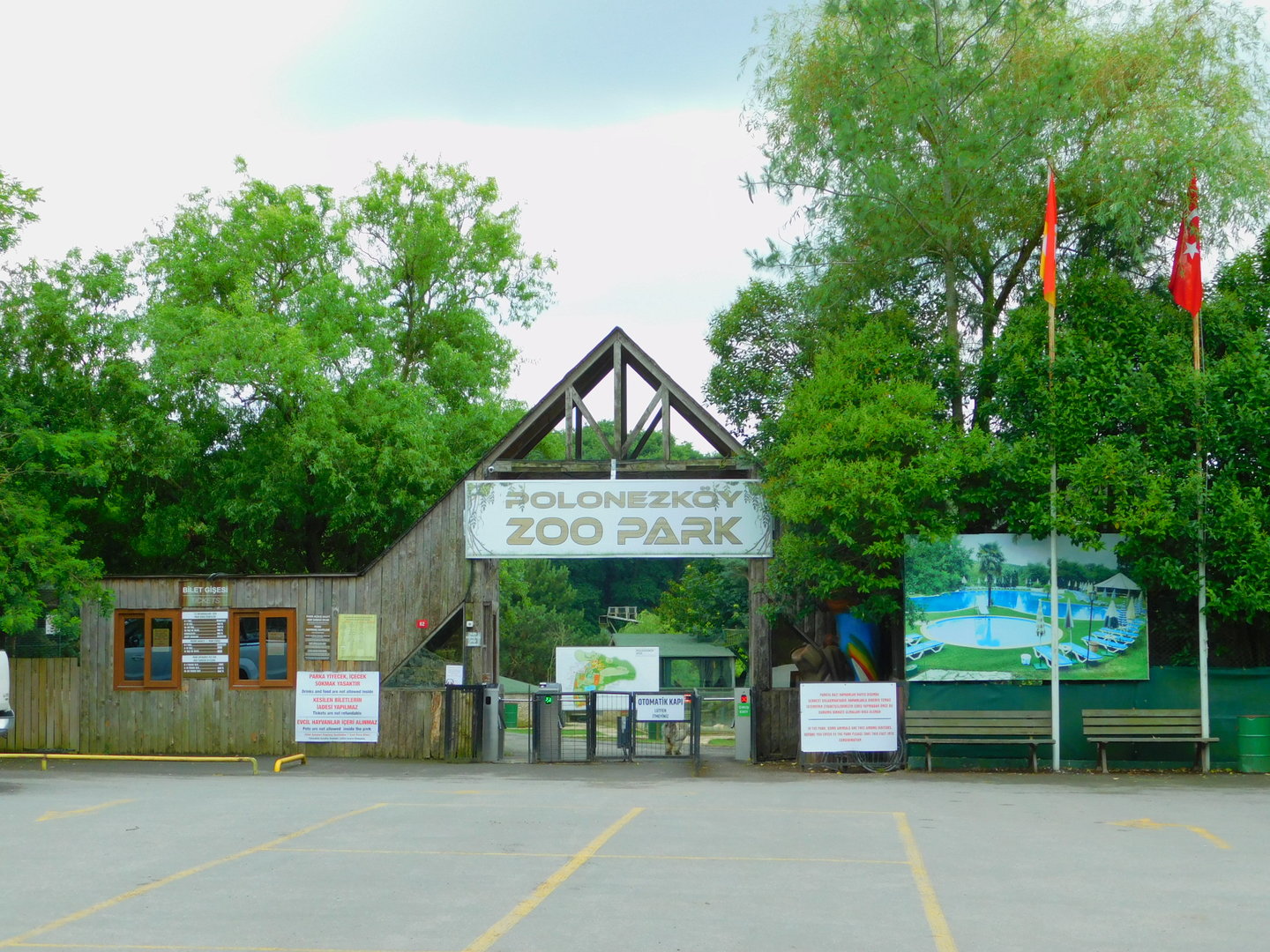 Zoo Enterance