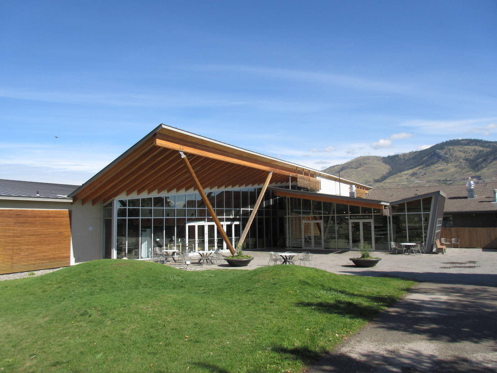 Zoo Entrance (from inside park)