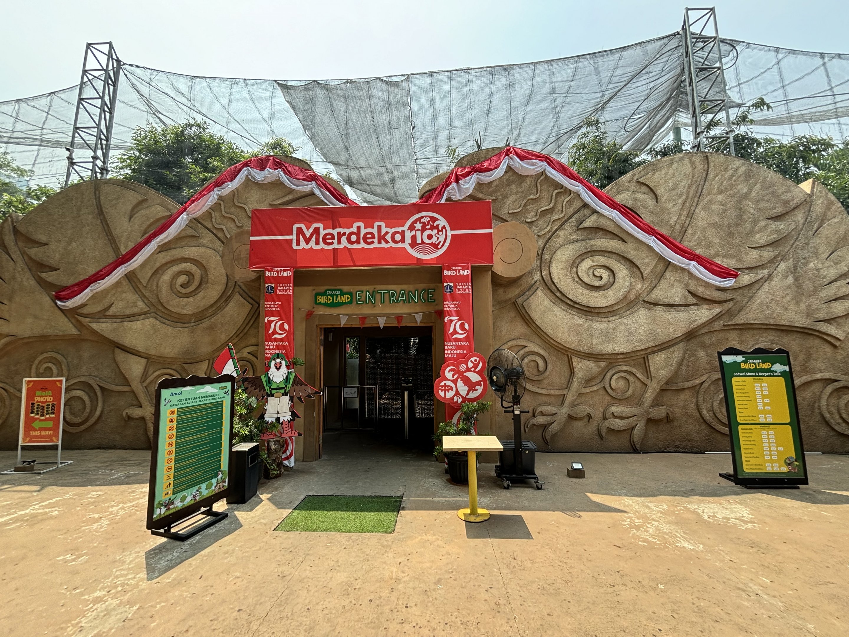 Zoo Entrance - Jakarta Bird Land