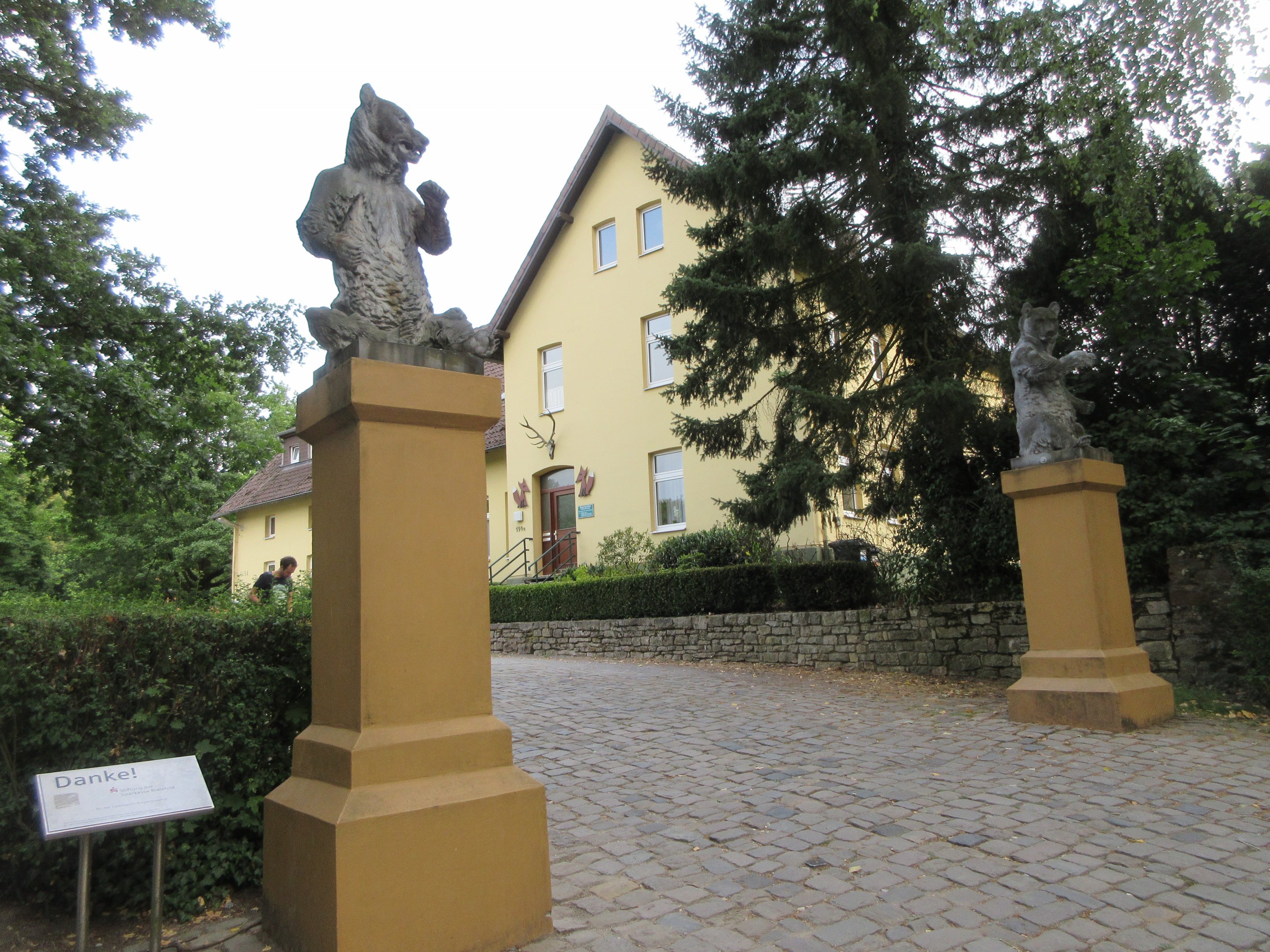 Zoo Entrance (open 24 hours a day)