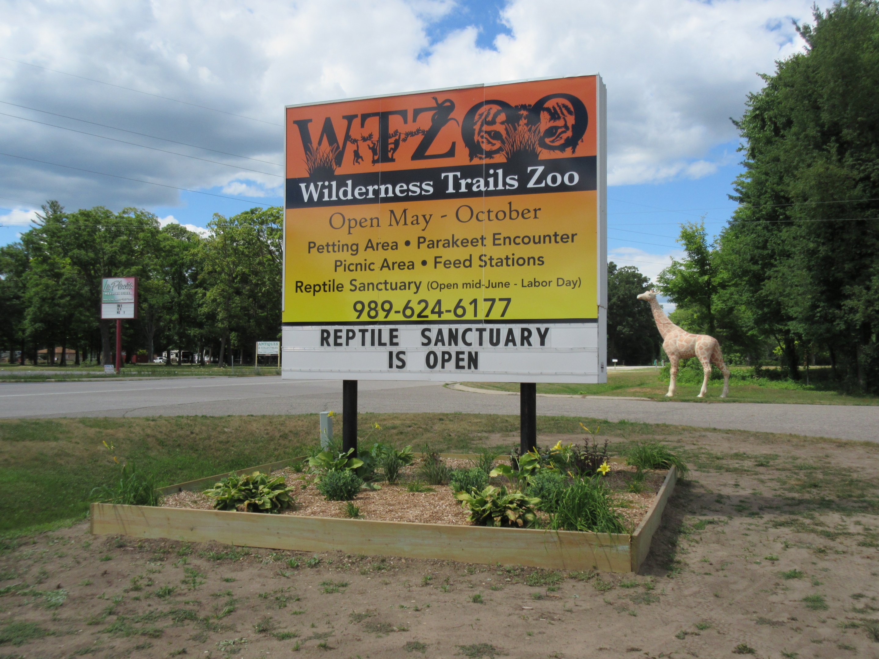 Zoo Entrance Sign