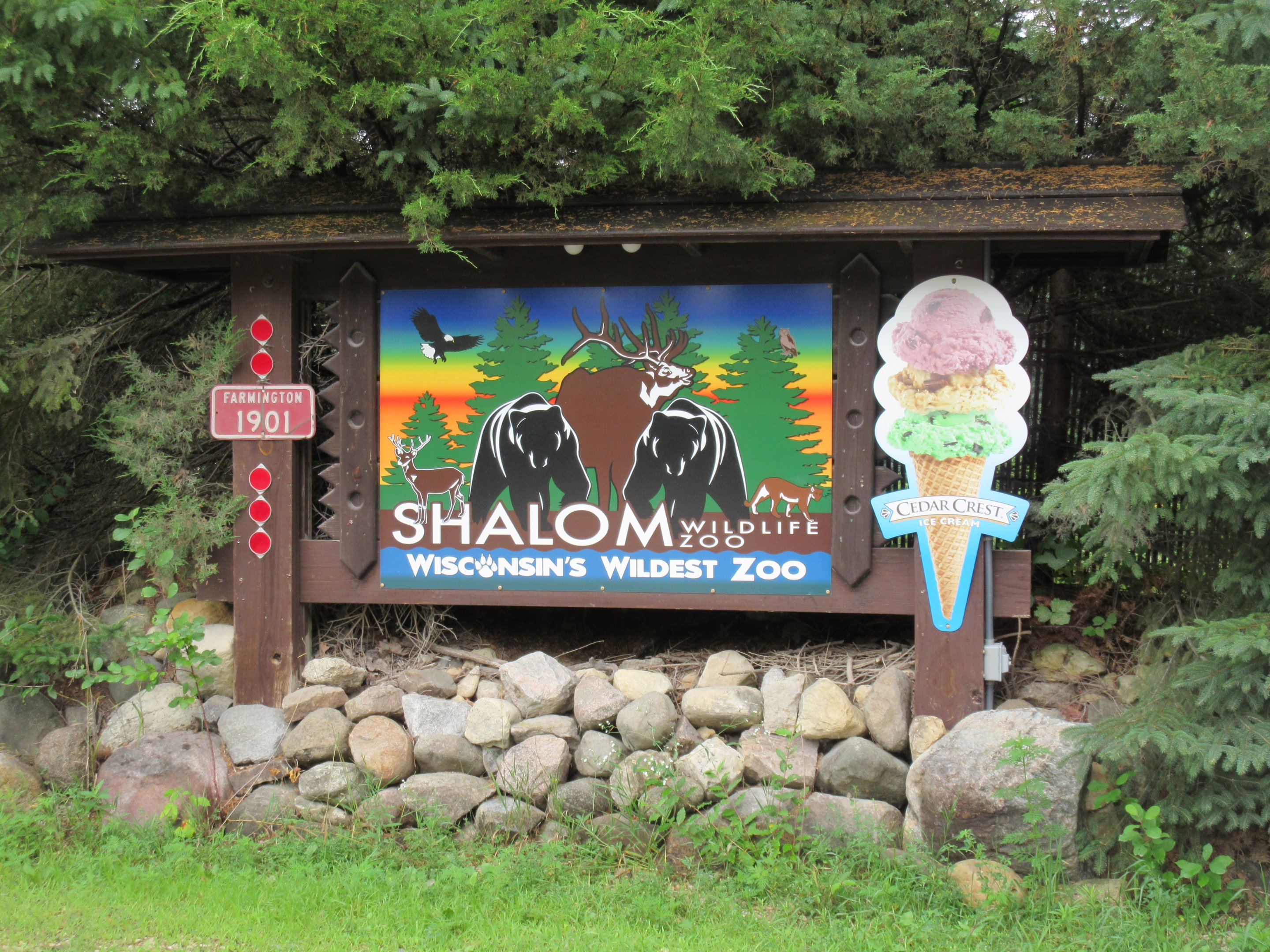 Zoo Entrance Sign