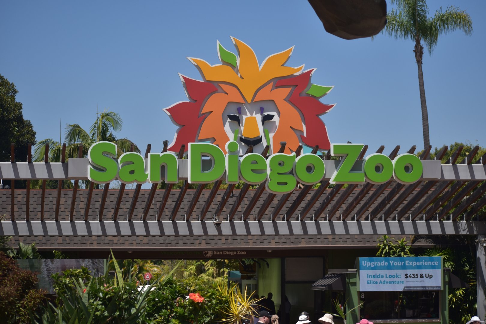 Zoo Entrance Signage