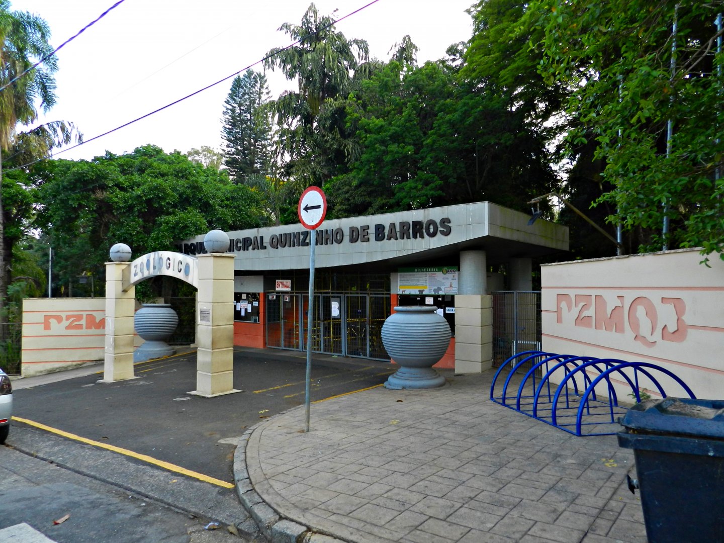 Zoo entrance - Sorocaba zoo (PZMQB)