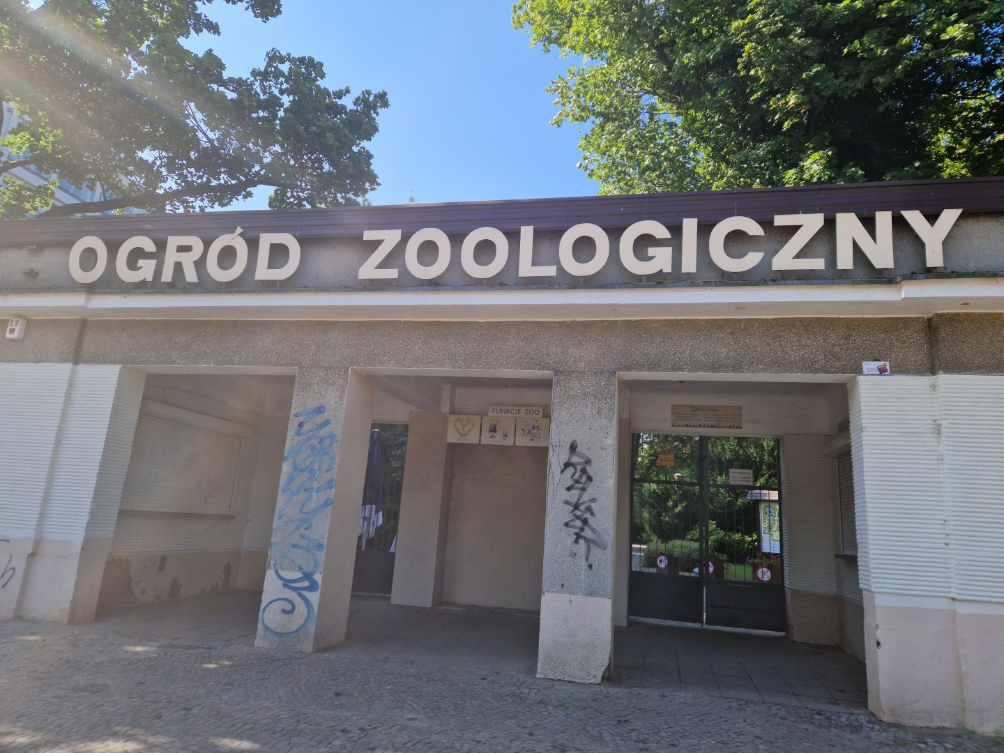 Zoo entrance