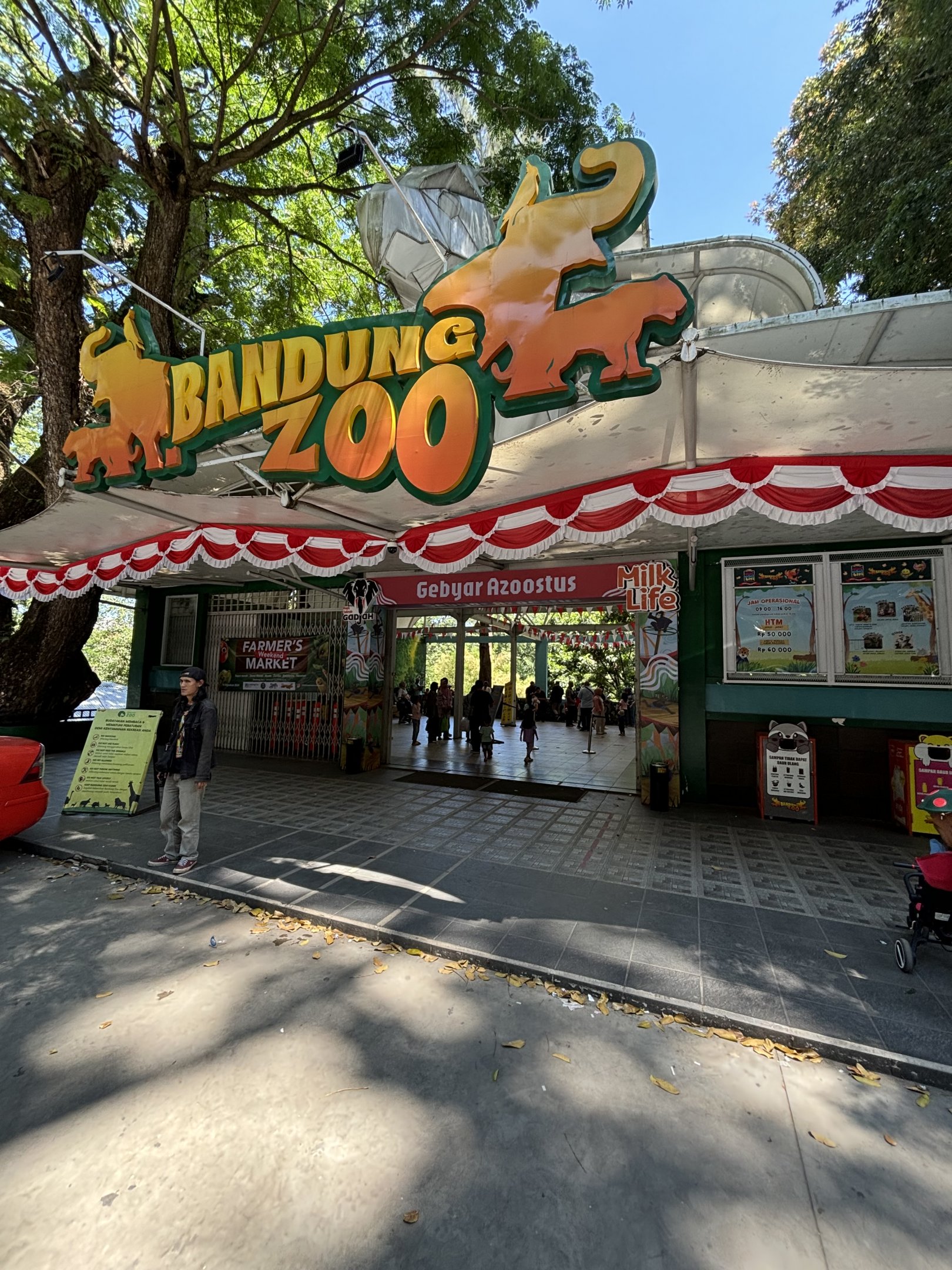 Zoo Entrance
