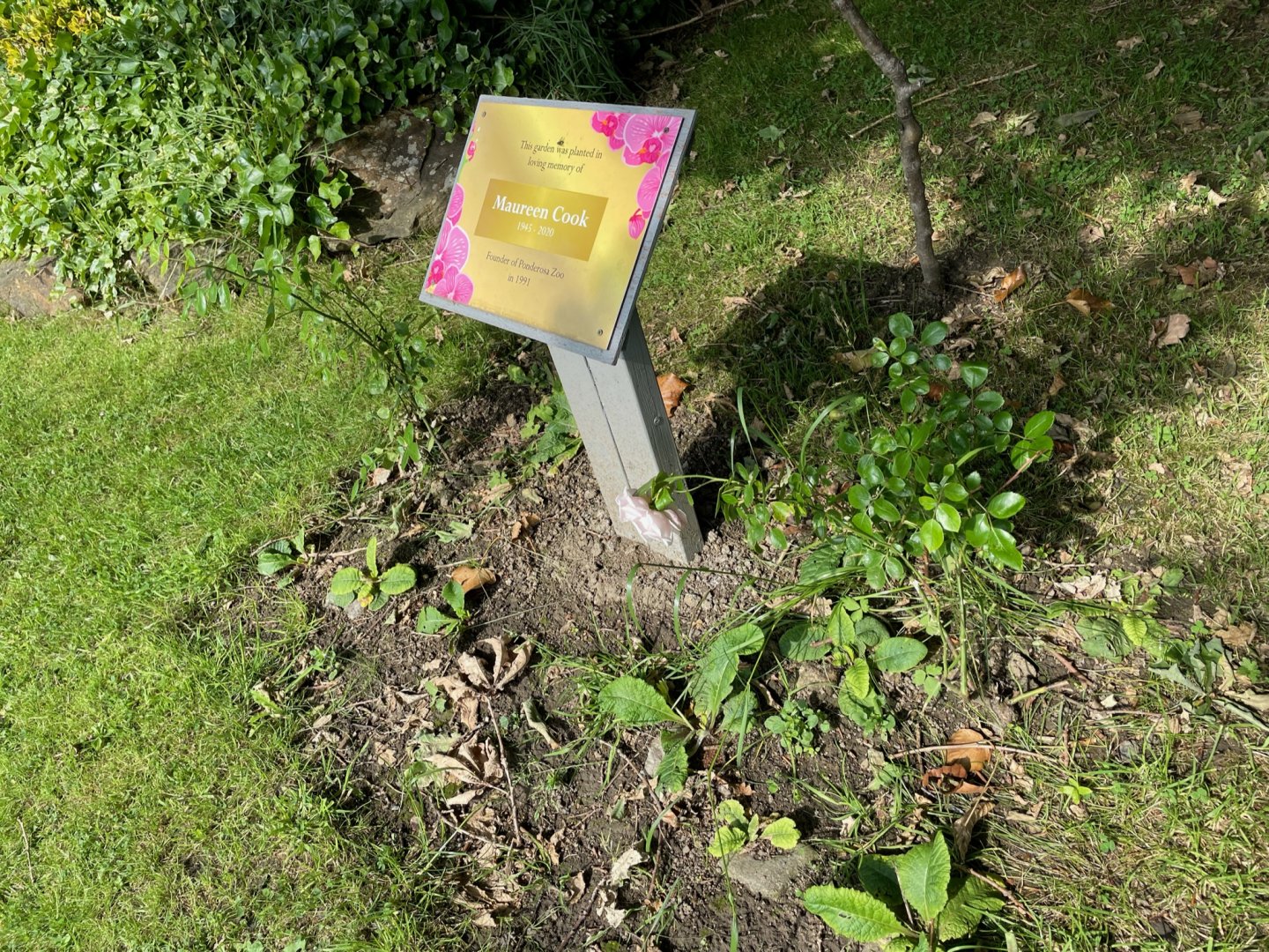 Zoo Founder Maureen Cook's Dedication Plaque at Ponderosa Zoo (July 2021)