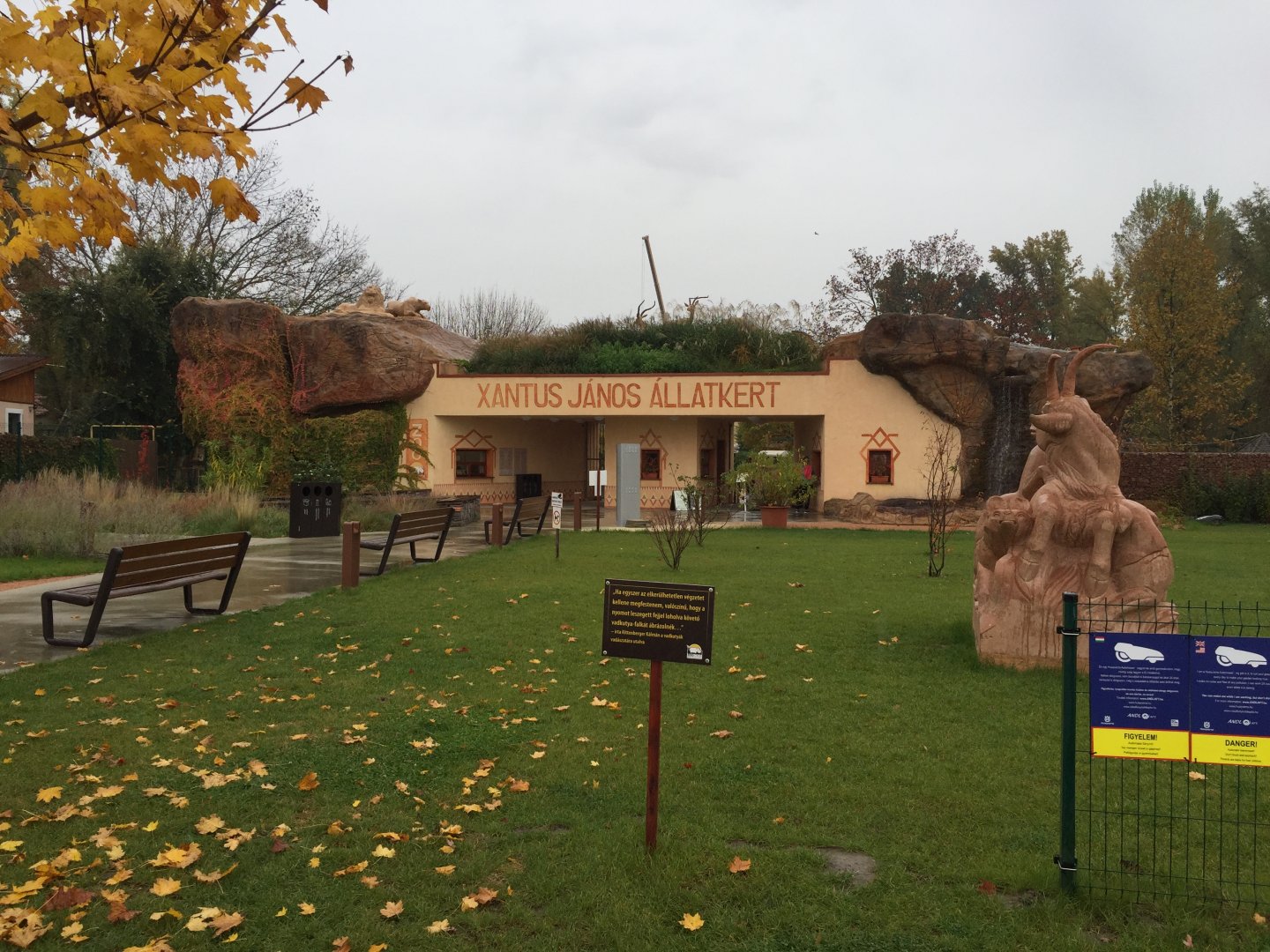 Zoo Győr entrance 10.2020.