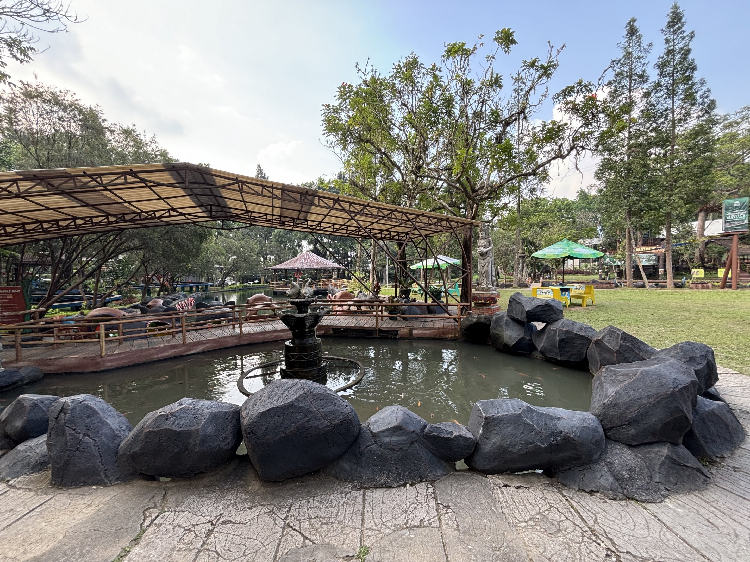 Zoo Lake - Royal Safari Garden Resort