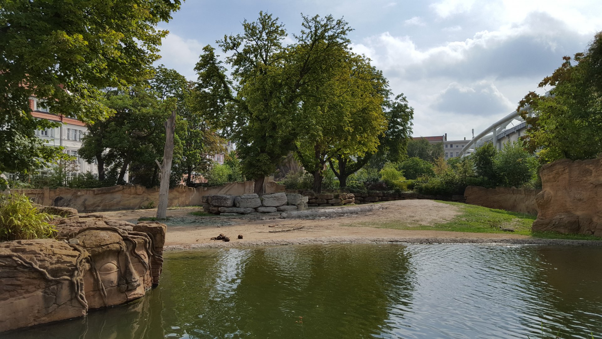 Zoo Leipzig - Asian elephant exhibit