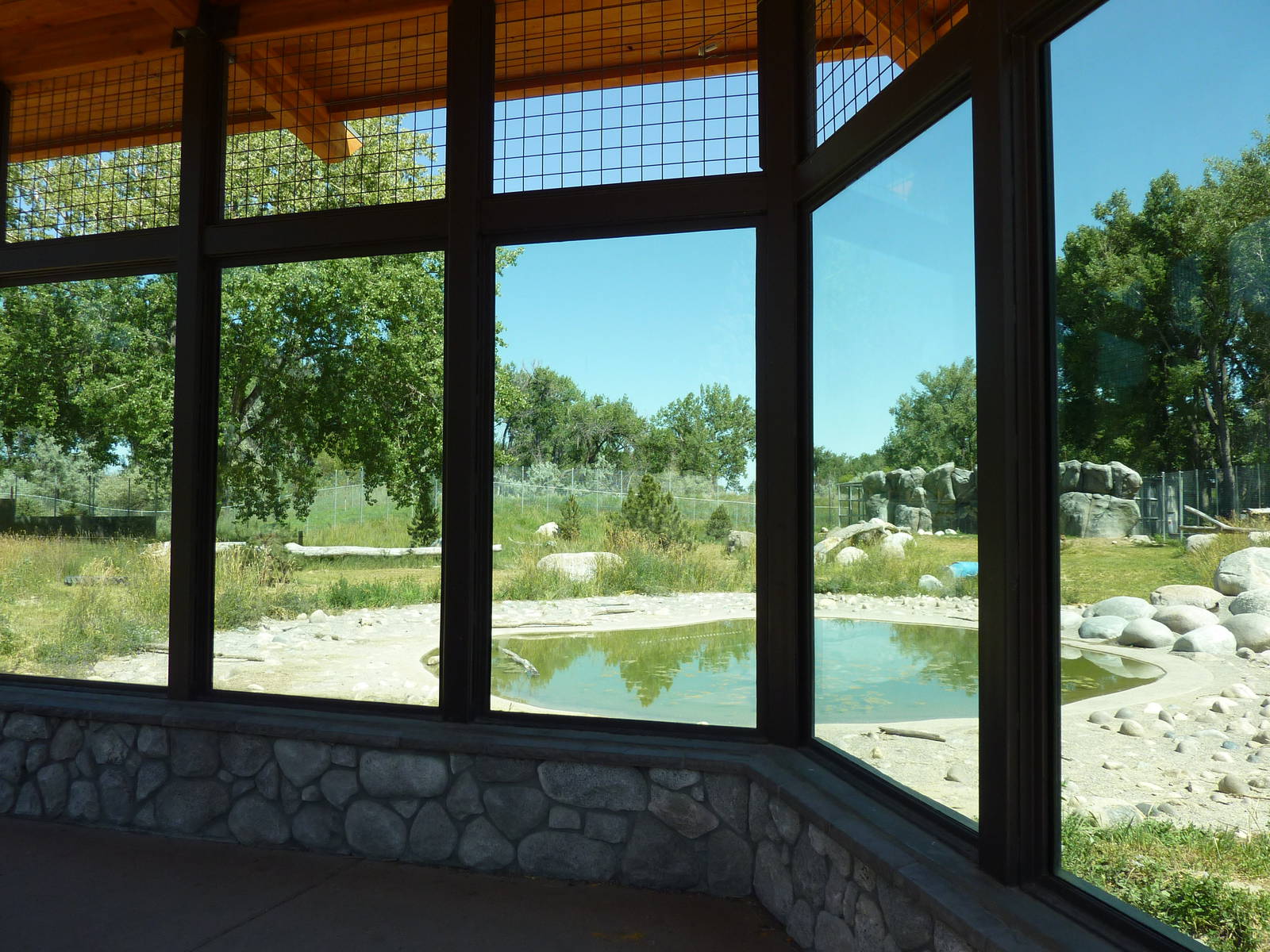 Zoo Montana - 2-Acre Grizzly Bear Exhibit