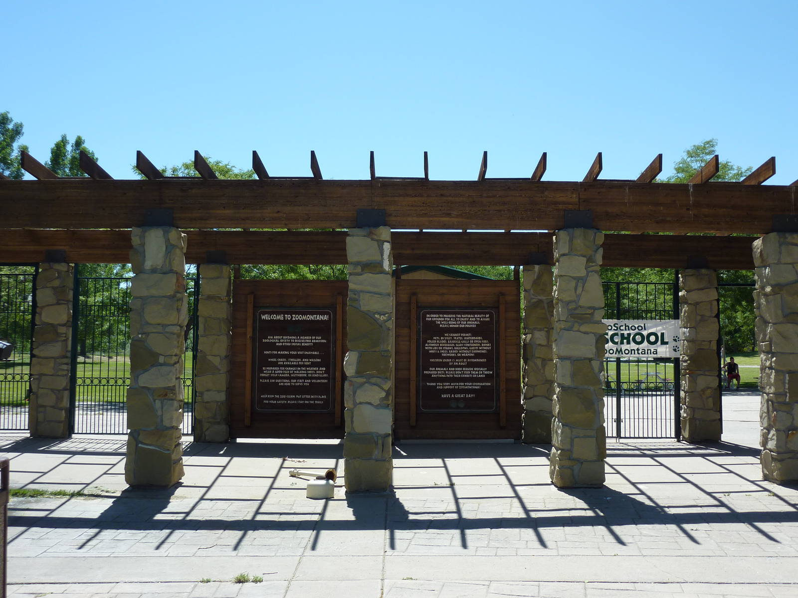 Zoo Montana - Entrance
