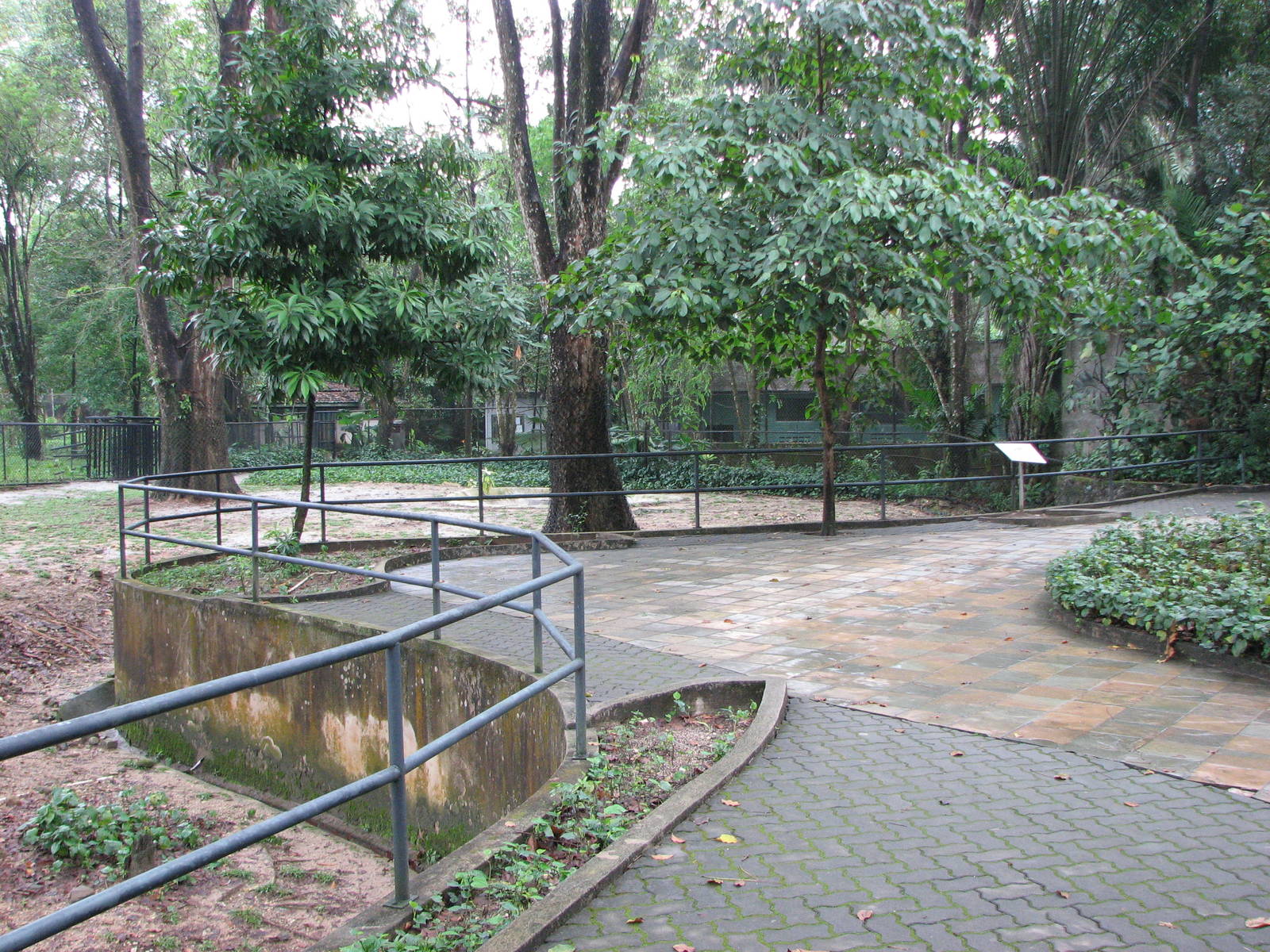 Zoo Negara Malaysia - End of the mixed deer exhibit