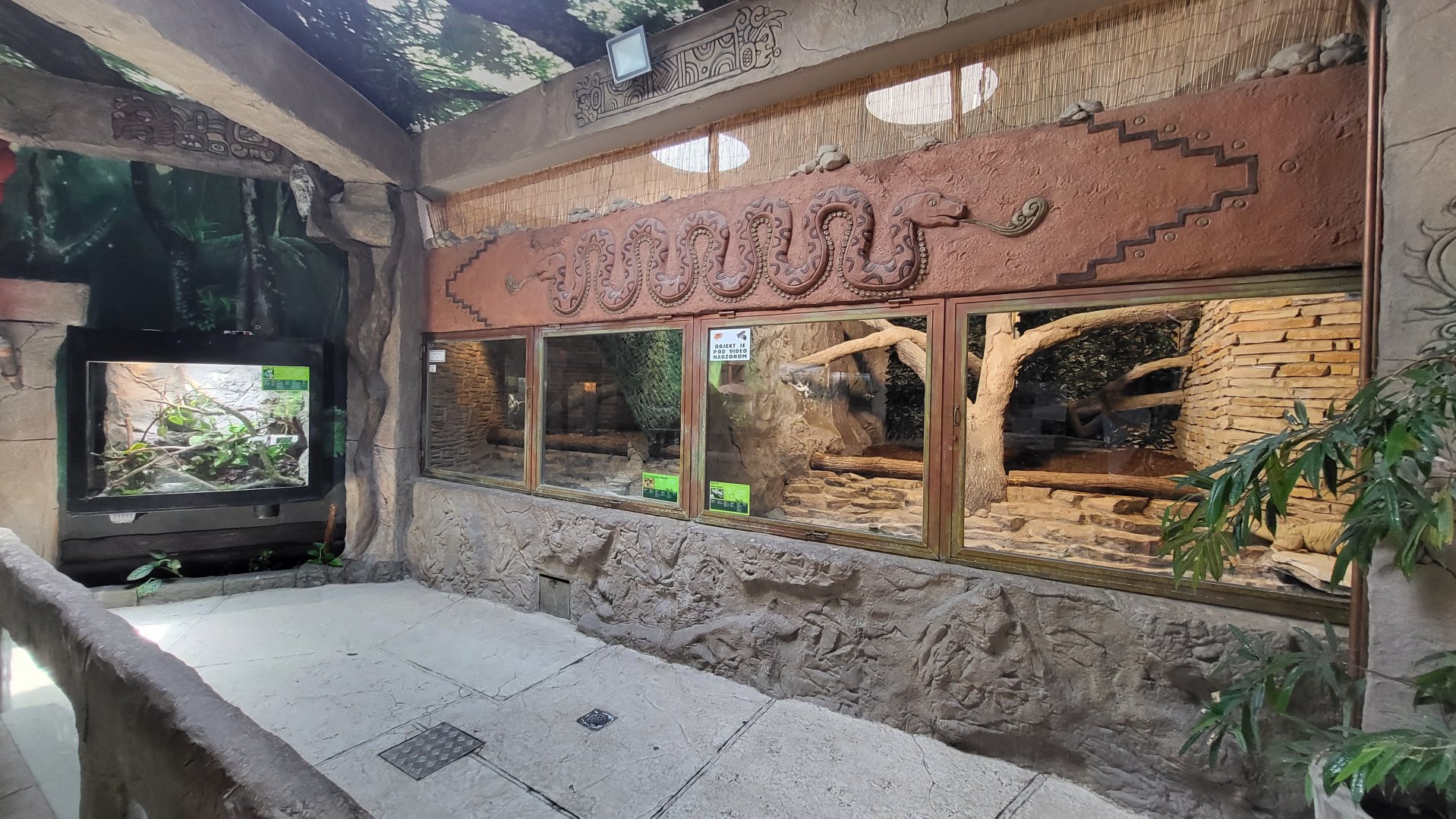 Zoo Osijek - "Terrarium aquarium" building