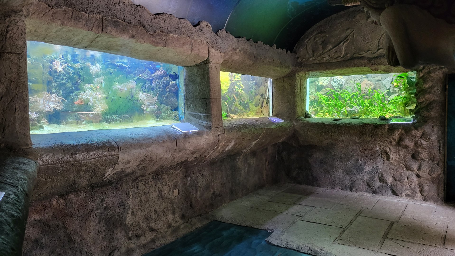 Zoo Osijek - "Terrarium aquarium" building