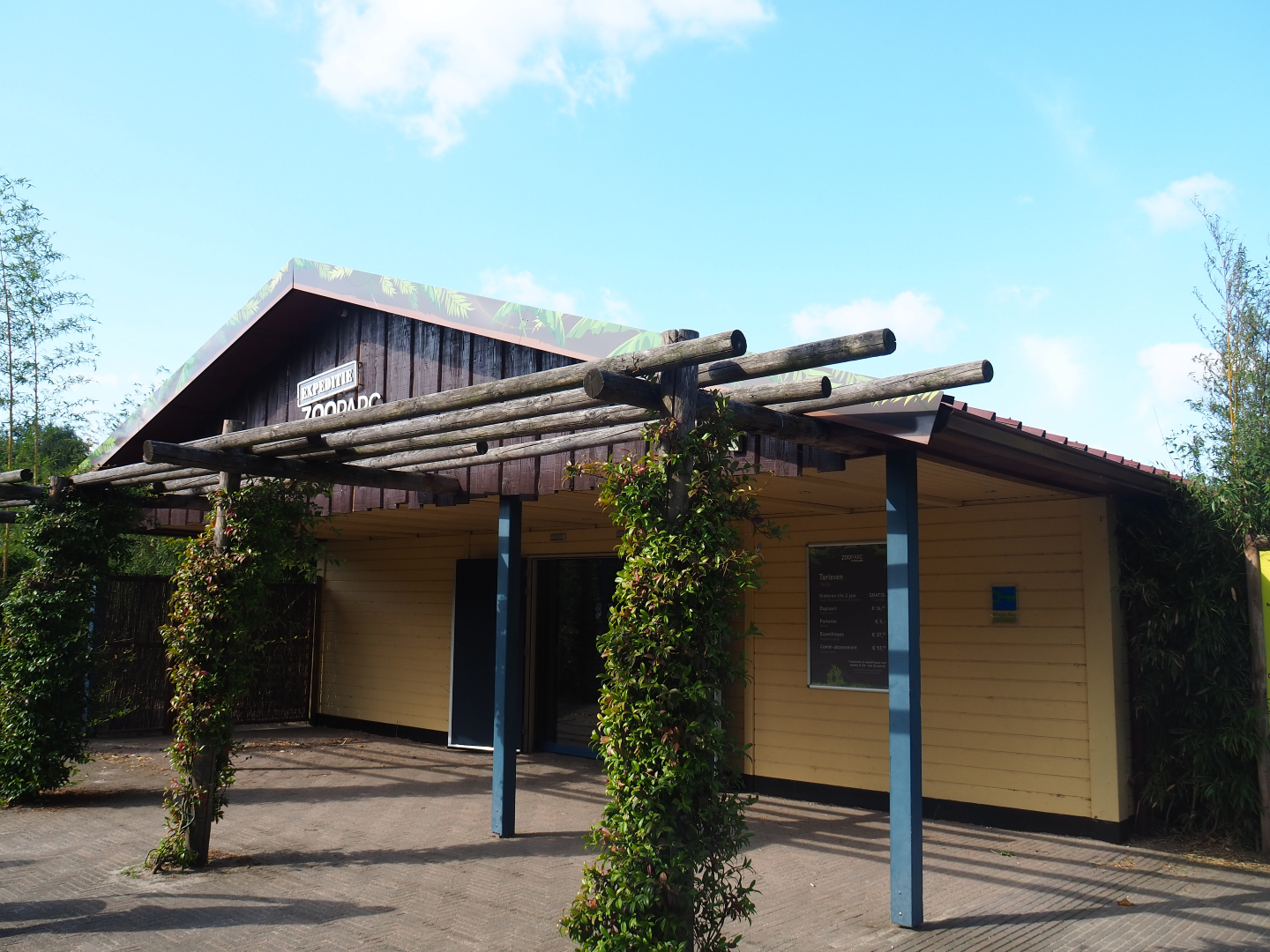 Zoo Parc Overloon entrance building, 2019-06-01