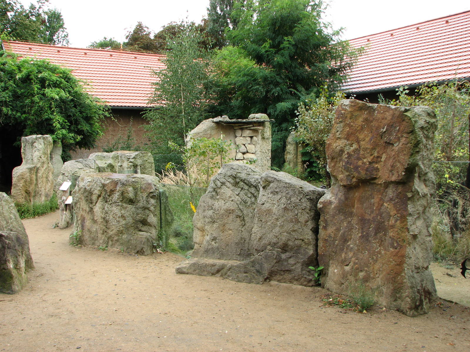 Zoo Praha - Exhibit rock work outside the Africa House