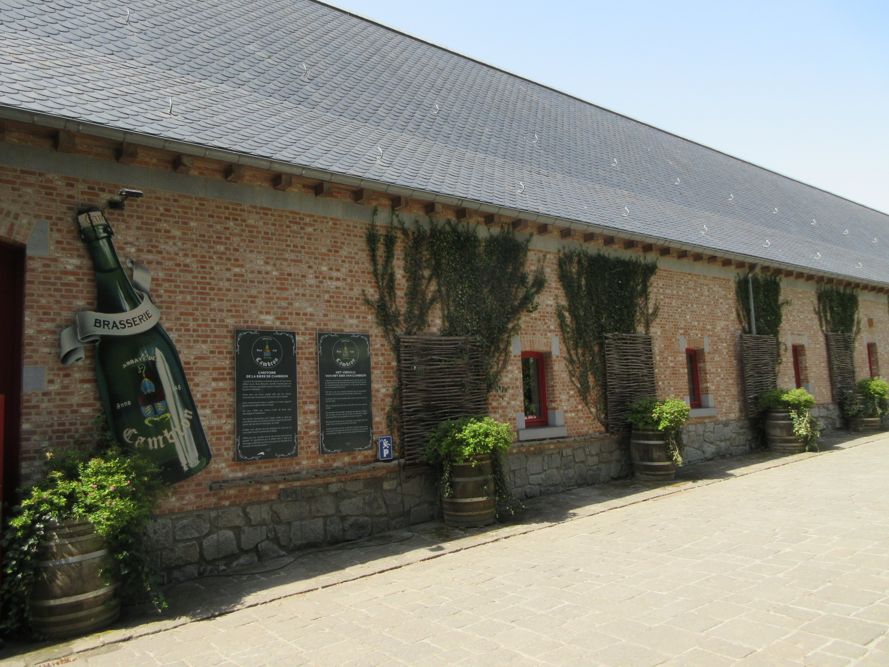 Zoo Restaurant (one of many!)