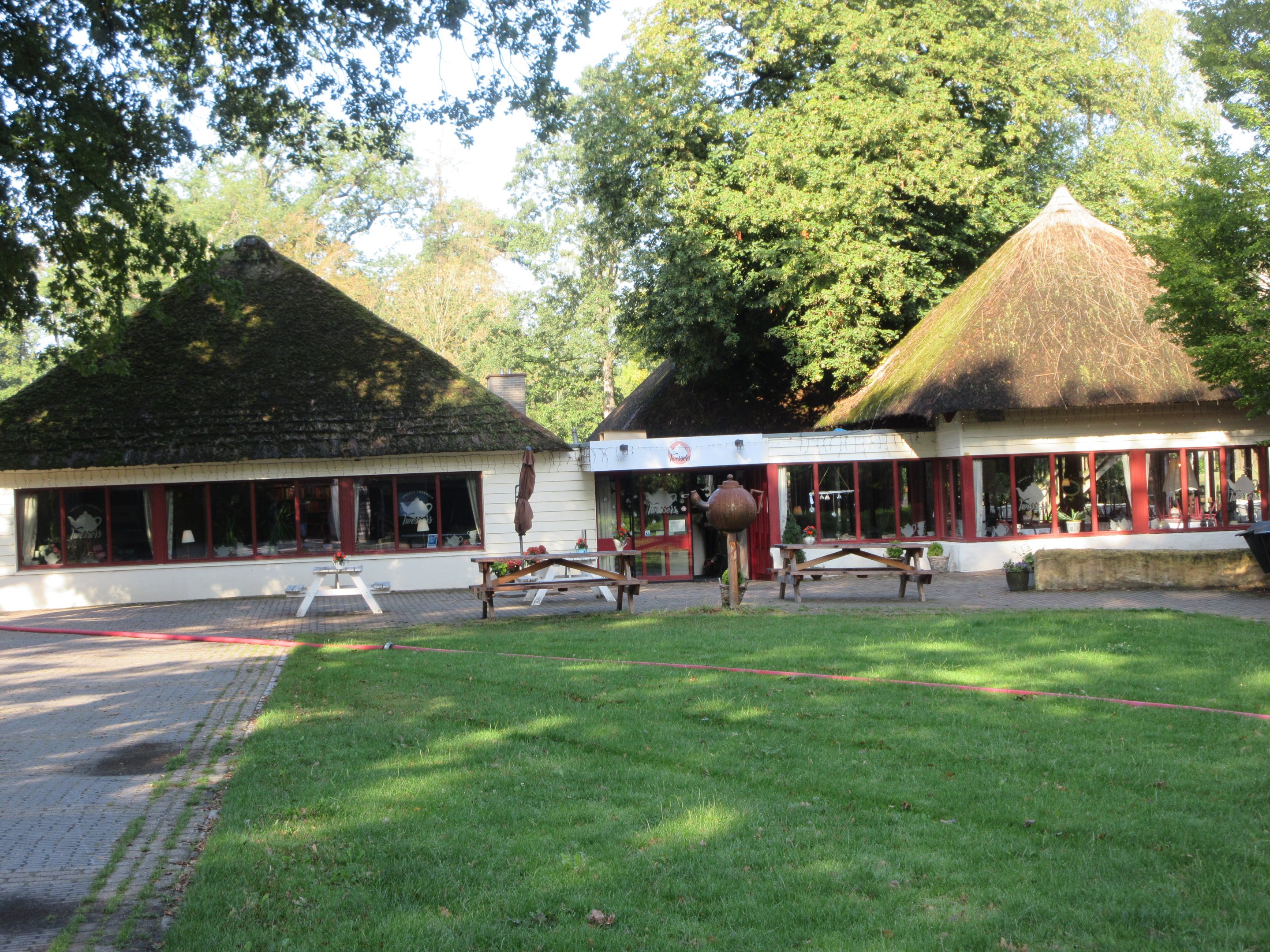 Zoo Restaurant (still open!)