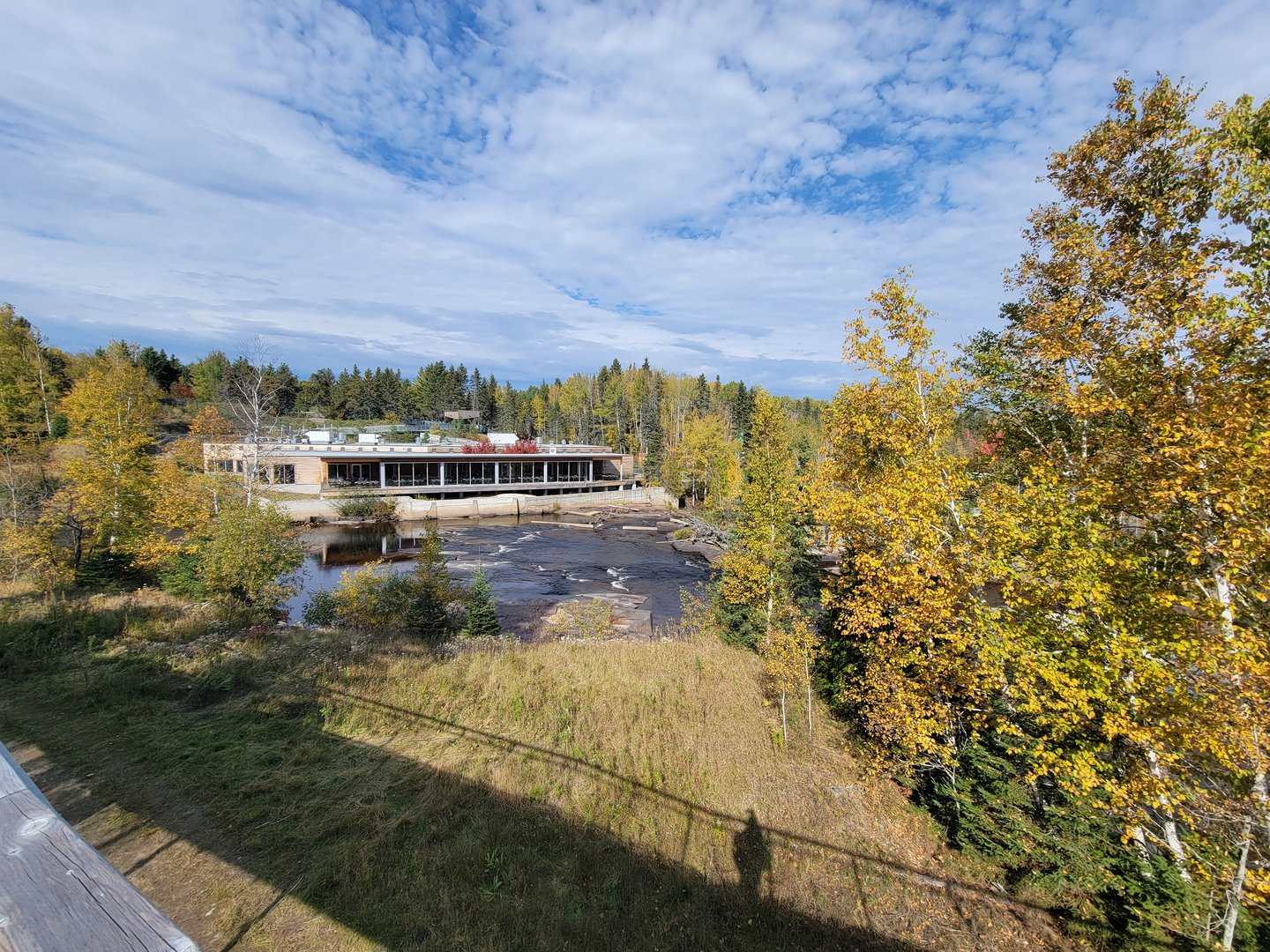Zoo Sauvage 10/22 - Arctic Tundra, view of restaurant across the Rivière au Saumon