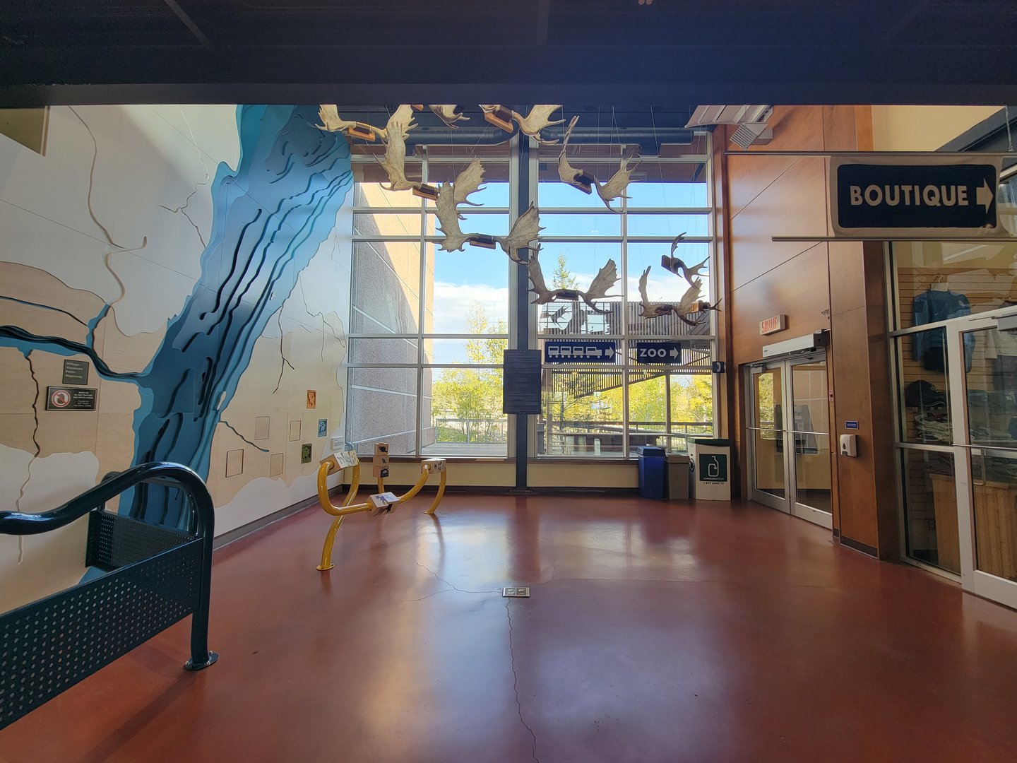 Zoo Sauvage 10/22 - Visitor Centre, exit to the park