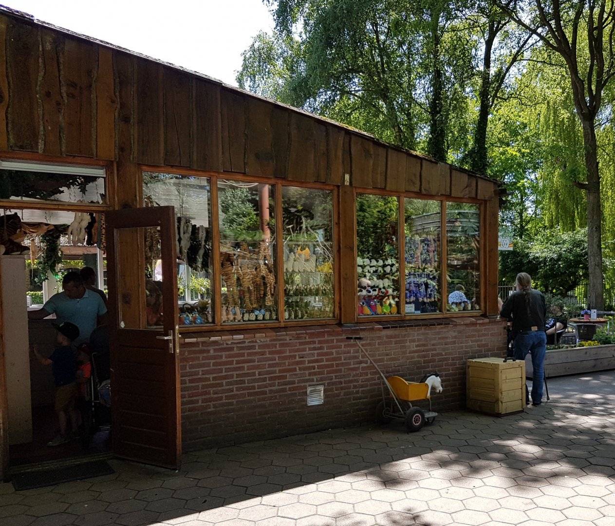 Zoo-shop