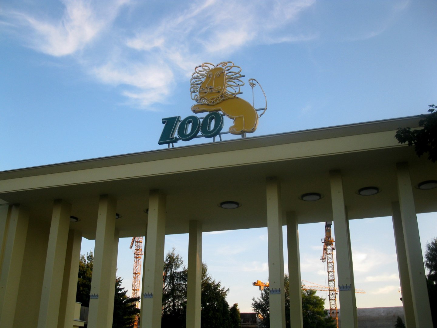 Zoo Sign on the Old Gate - 08.2013.