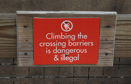 Zoo sign tells it like it is