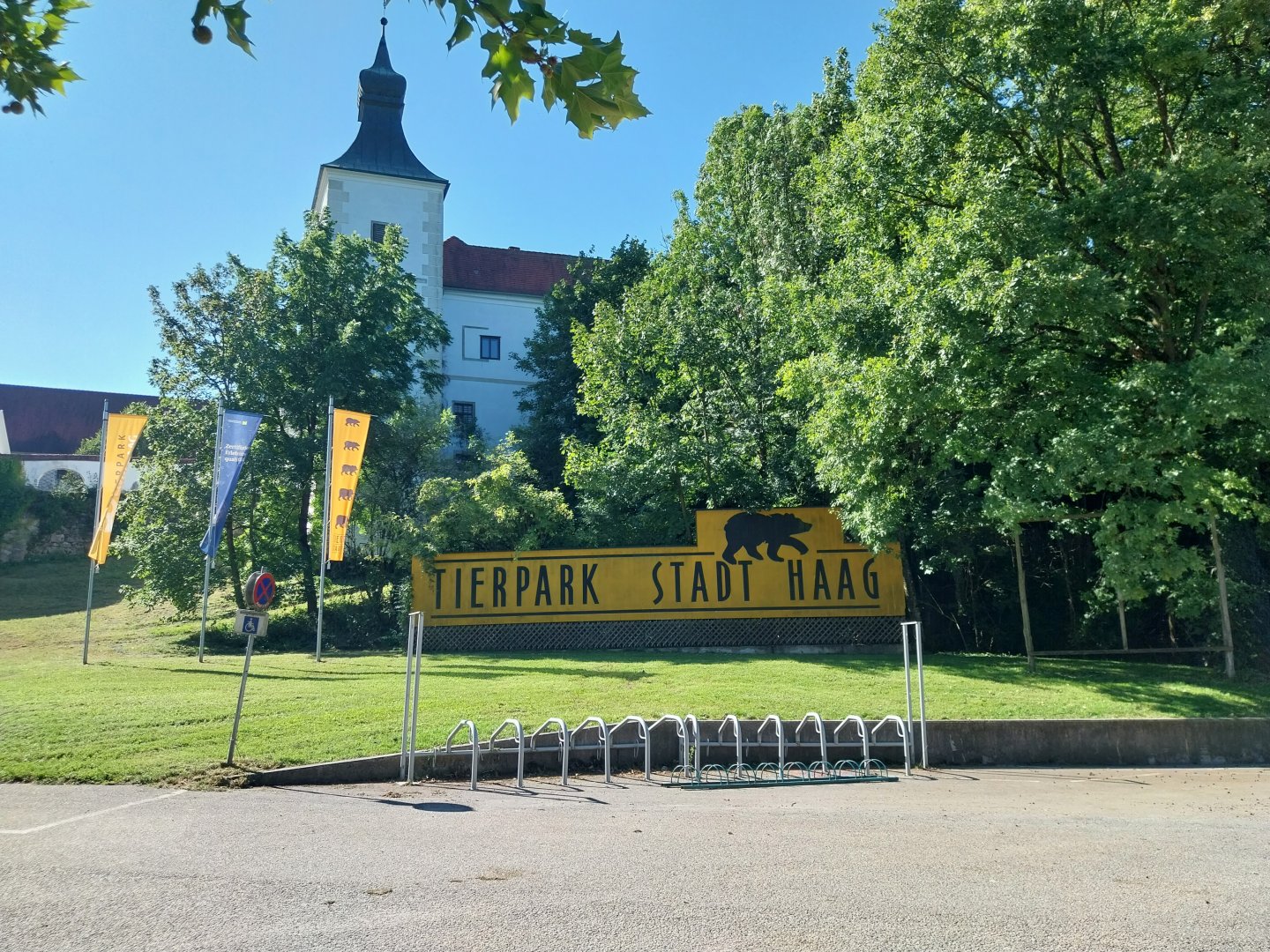 Zoo Stadt Haag - Salaberg Castle