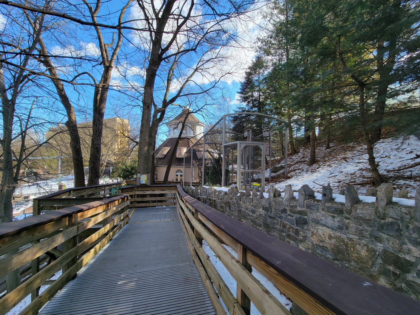 ZooAmerica - Path to thick-billed parrots, southwest building