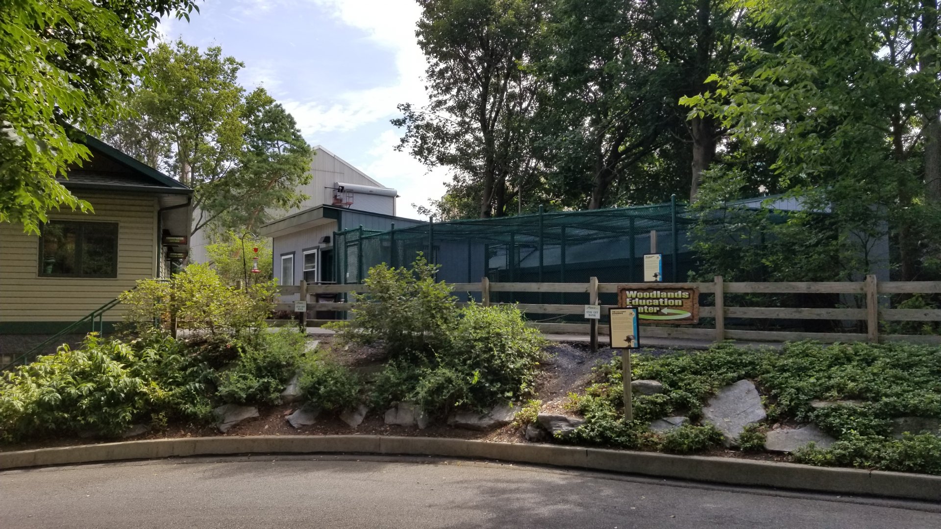 ZooAmerica - Woodlands Education Center, Falconry Experience