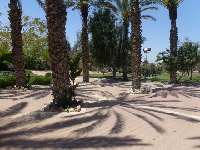 Zoological Garden of Beersheba 25.4.13