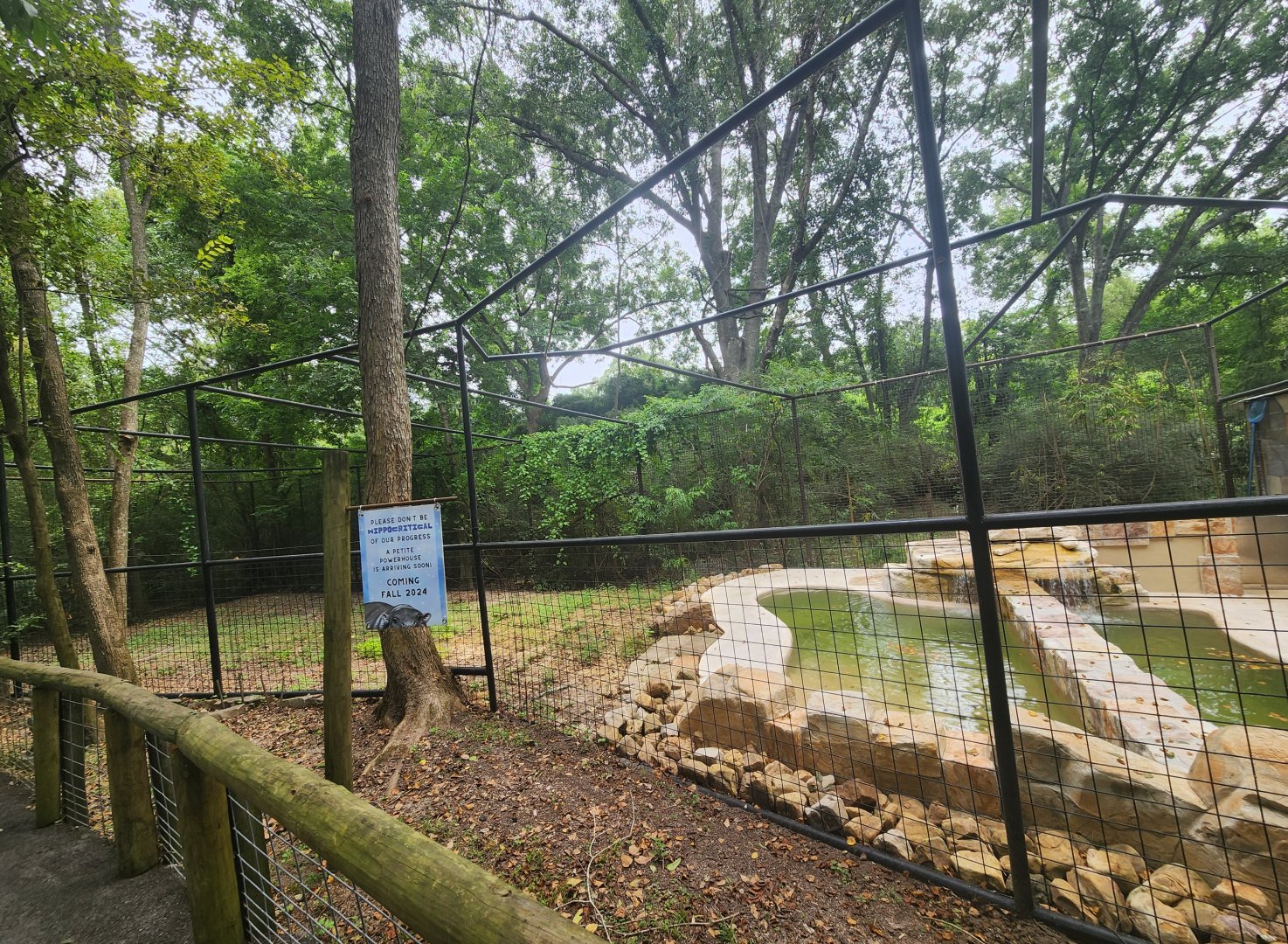 Zoosiana - New Pygmy Hippo exhibit construction