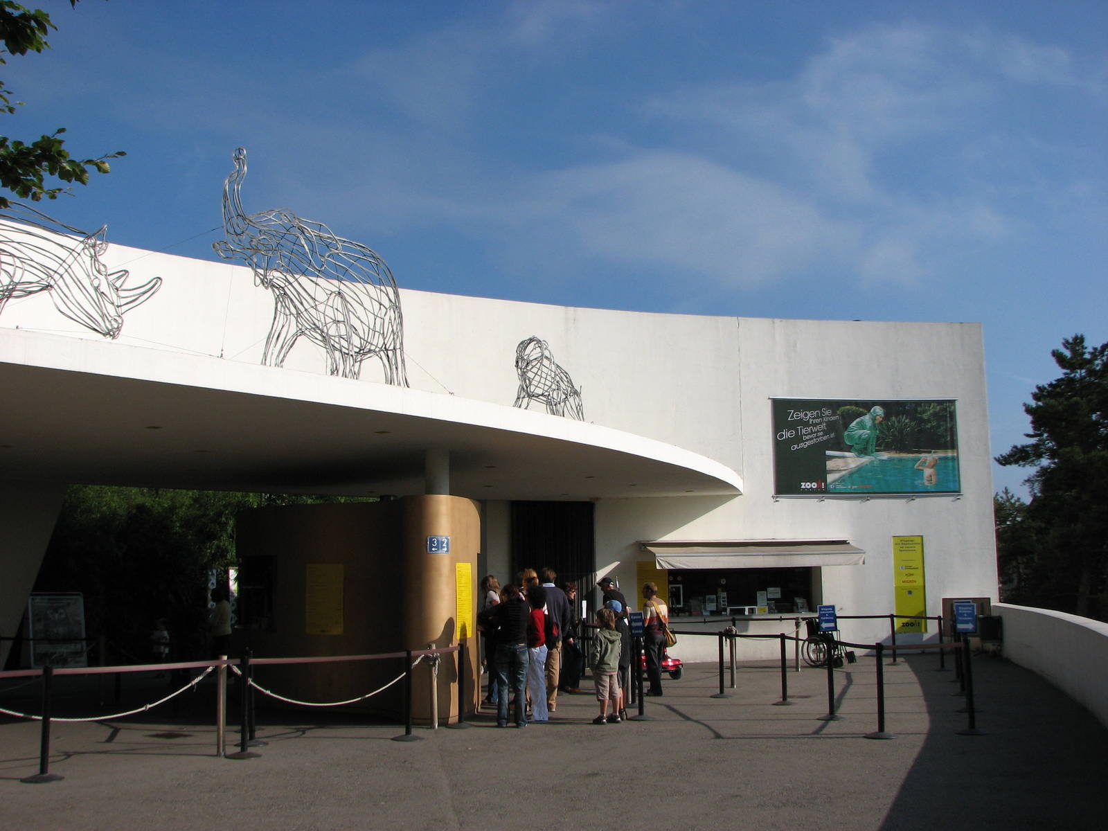 Zürich Zoo 2006 - Main entrance