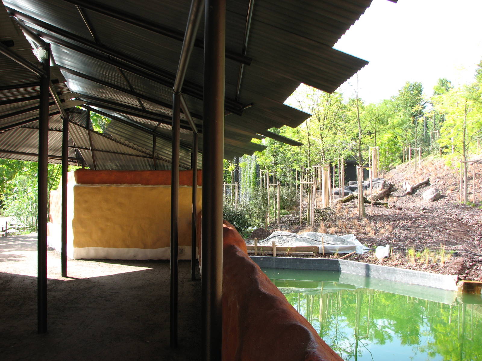 Zürich Zoo 2006 - Viewing deck at the Asiatic Lion exhibit