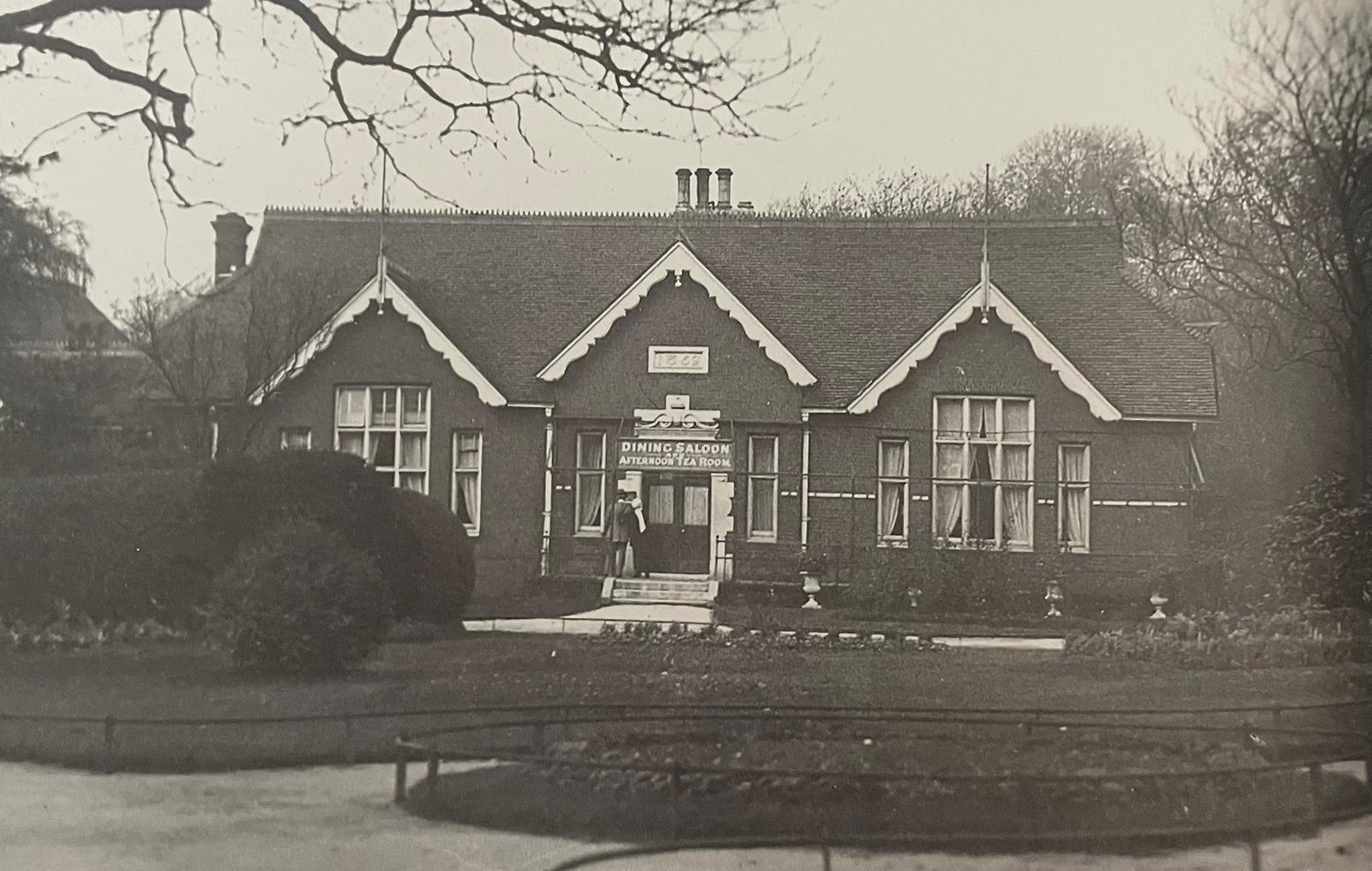 38-refreshment-rooms-6-jpg.427087